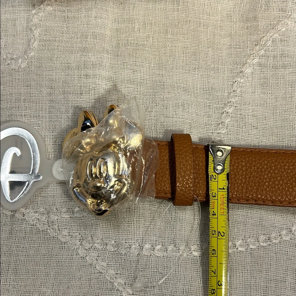 NWT Disney Minnie Mouse classic belt